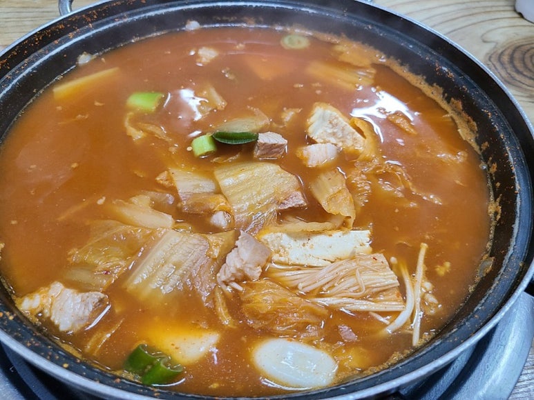 생고기통김치찌개 이미지