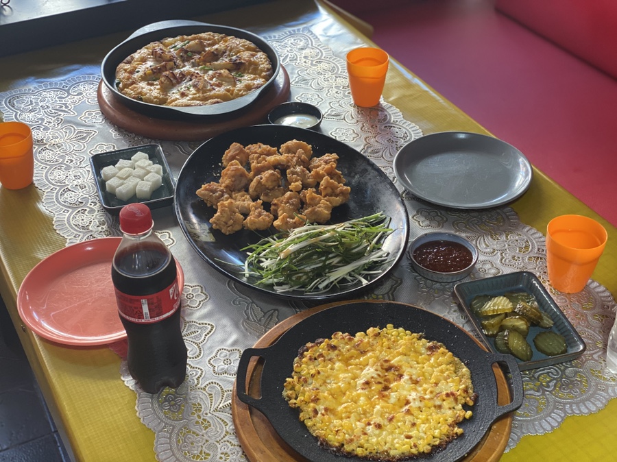 꾸띵피자치킨 이미지