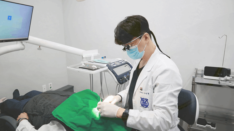 서울더안치과의원 이미지