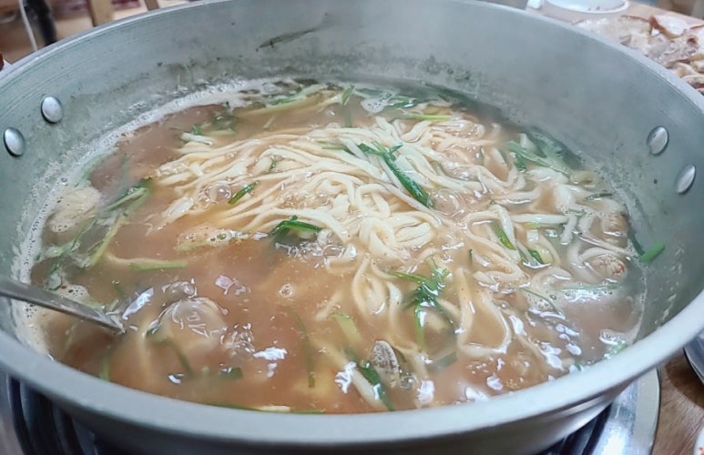 미란칼국수 이미지