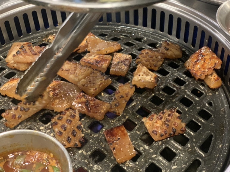 돈김해숯불뒷고기 이미지