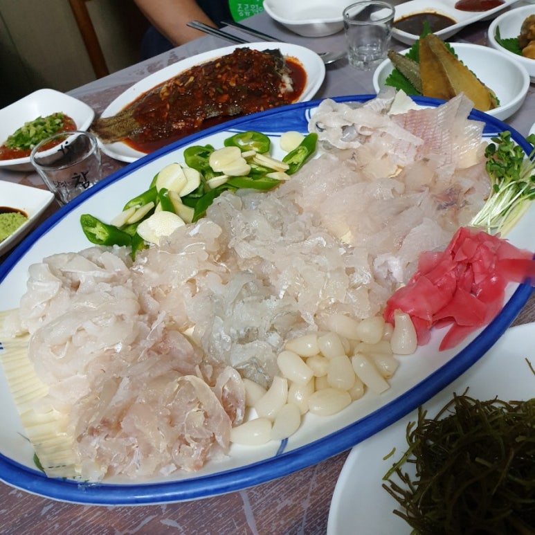 자주바위횟집 이미지