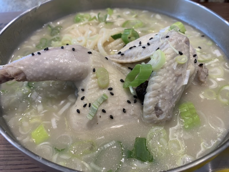 약전닭칼국수 이미지