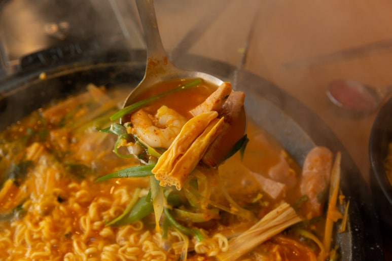 완백부대찌개 이미지