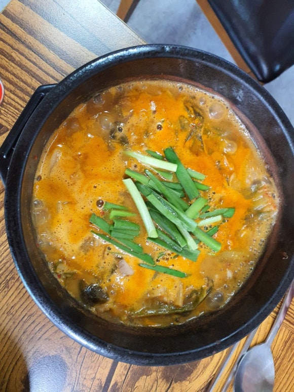 못난이돼지 이미지
