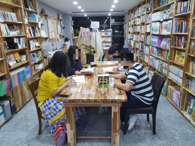 책만보 이미지
