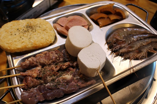 우돼끼리 이미지