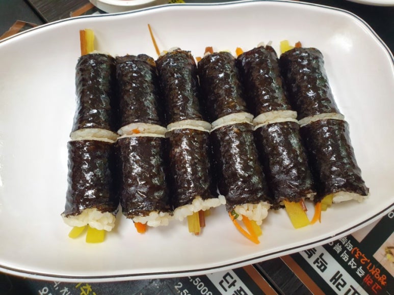 고래꼬마김밥 이미지