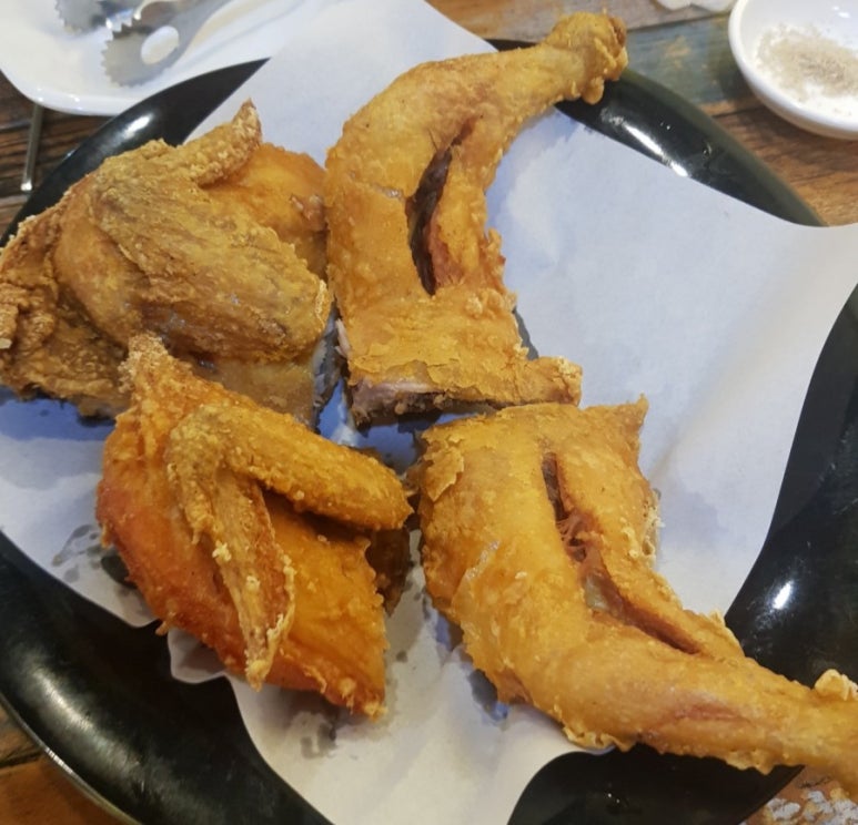 오븐에구운황금닭 이미지