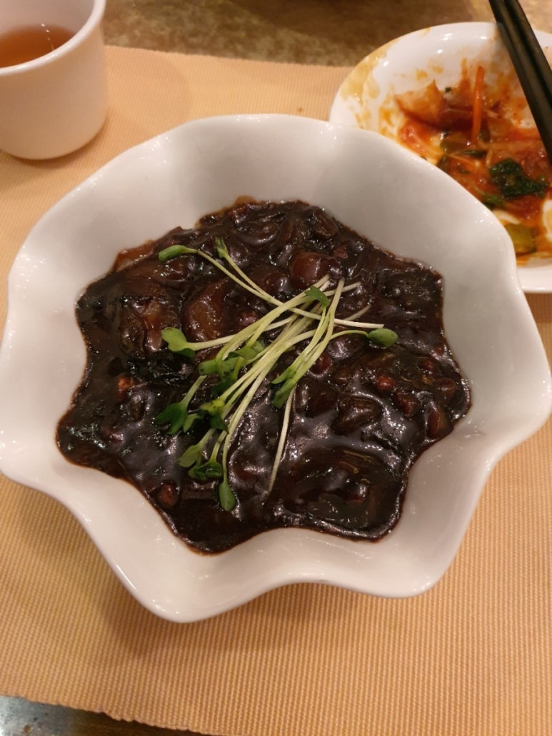 취홍 이미지