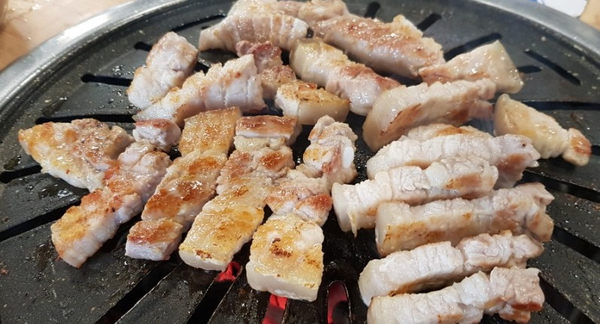 한우프라자식당 이미지