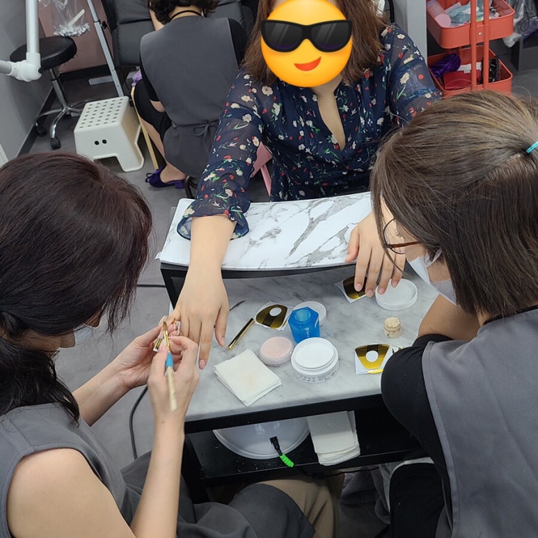 더먀오네일룸 이미지