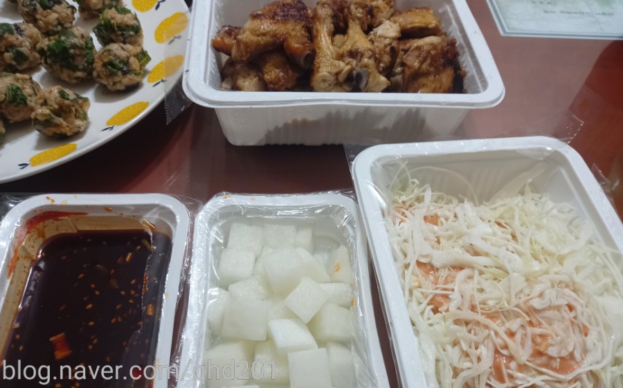 일품숯불닭바베큐 이미지