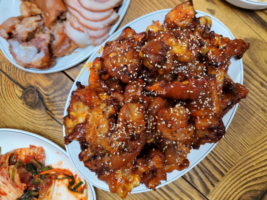 금마한양왕족발 이미지