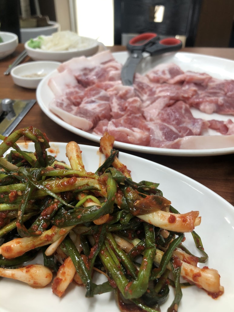 참숯맛뒤통구이 이미지