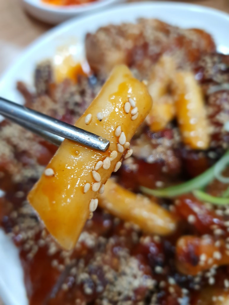정석통바베큐족구이 이미지