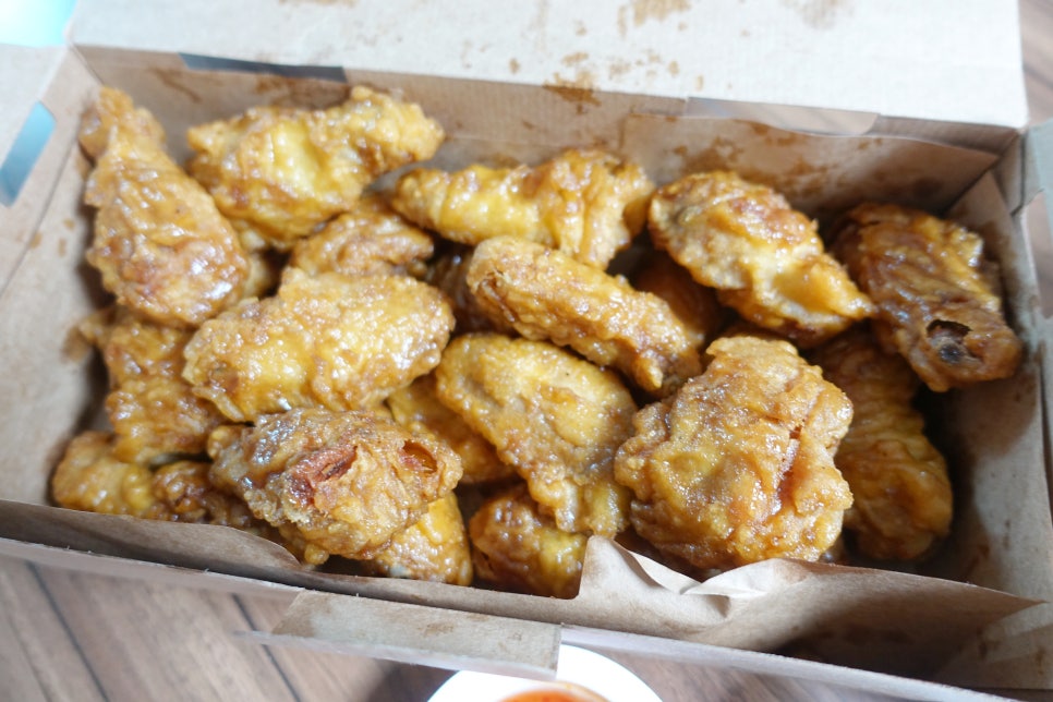 반반치킨 이미지