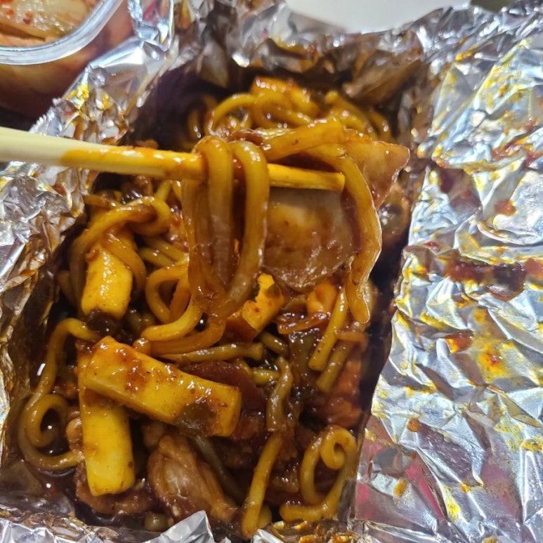구이팔팔숯불치킨 이미지