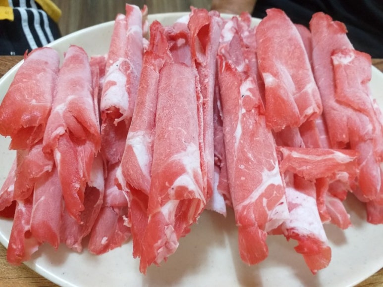 얼큰이손칼국수 이미지