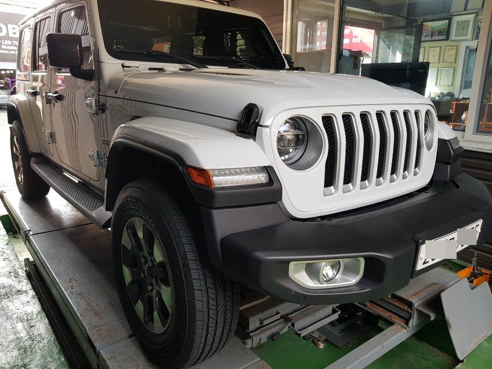 오버랜드JEEP 이미지