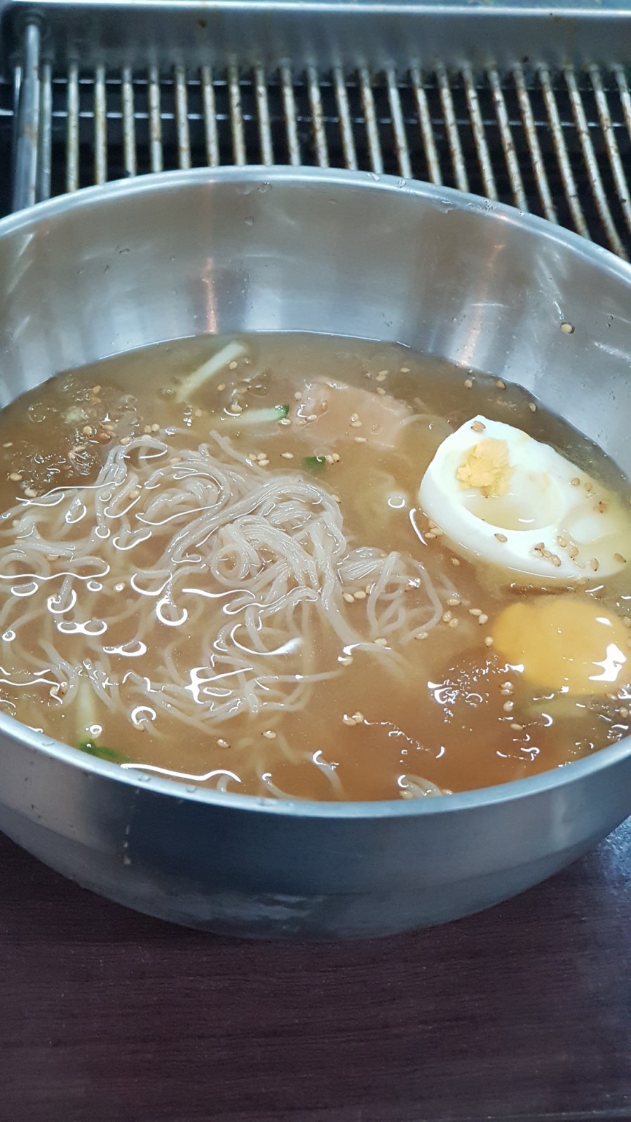 뼈앤돈 이미지