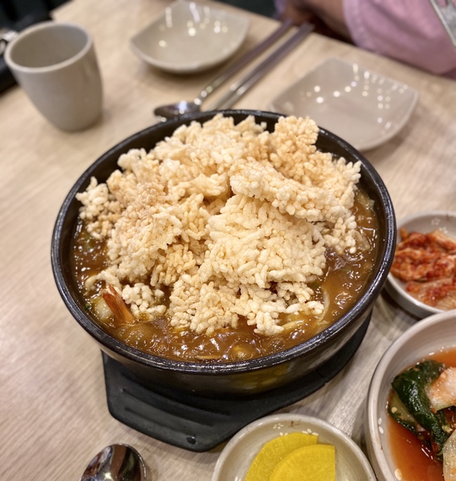 구수한해물누룽지탕 이미지