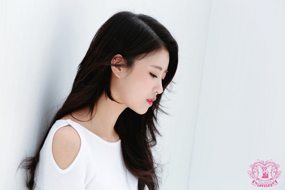 육하원칙엔터테인먼트 이미지