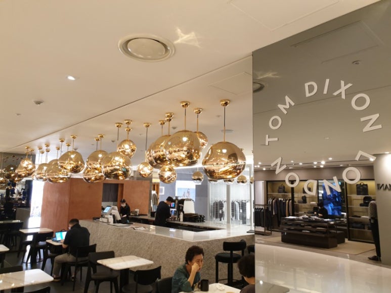 톰딕슨 카페(Tom Dixon Cafe) 이미지