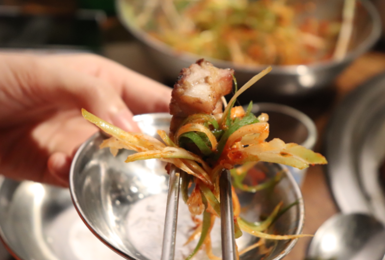 삼겹펀치 이미지