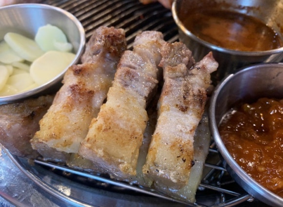 고기정류장 이미지