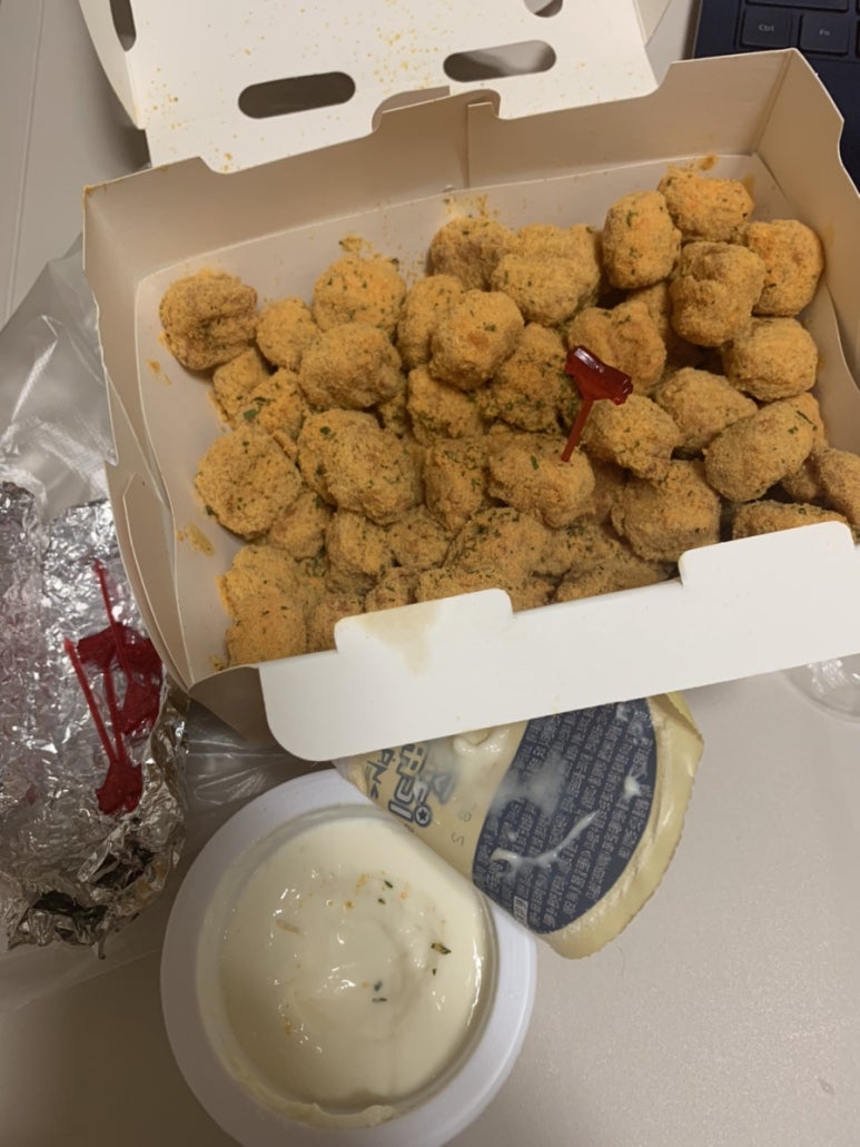 비에이치씨치킨삼천포 이미지