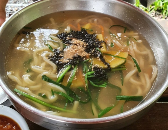 장수손칼국수 이미지