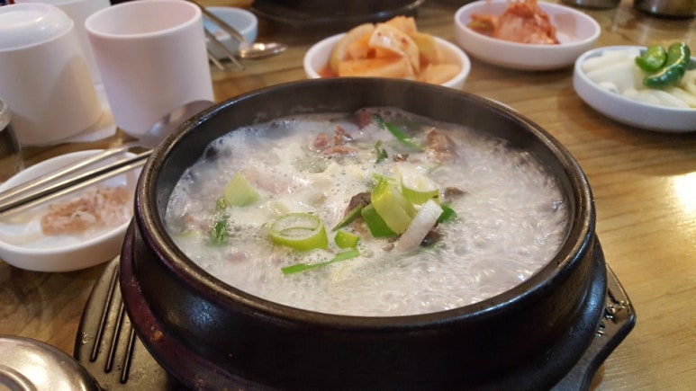 아바이순대국 이미지