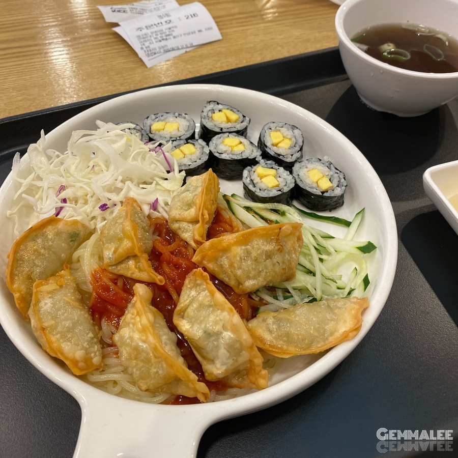 얌샘김밥 서울역점 이미지