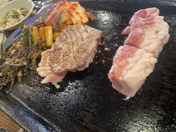 우돈한쌈 이미지
