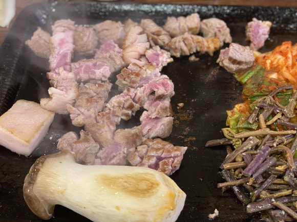 우돈한쌈 이미지