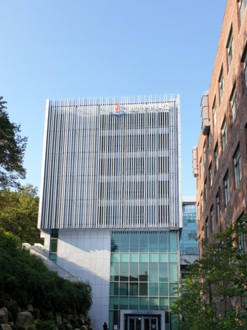 대학구내서점 이미지