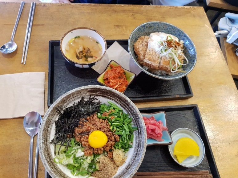 더톨 이미지