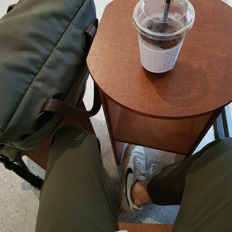 커맨드커피 이미지