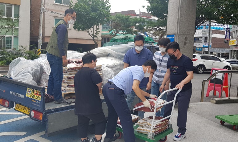 백미세탁소 이미지