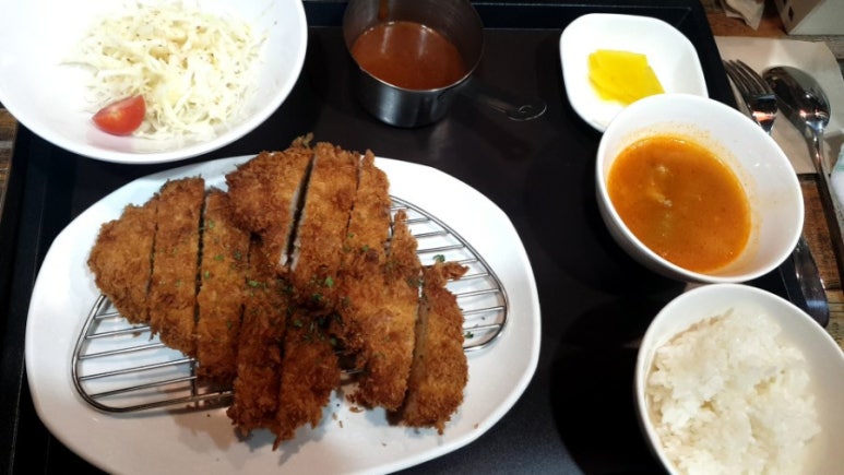 디오 파스타 돈까스 이미지