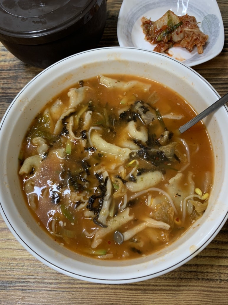 예촌손수제비 이미지