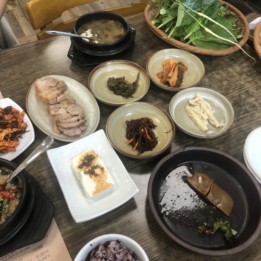 우렁이쌈밥집 이미지
