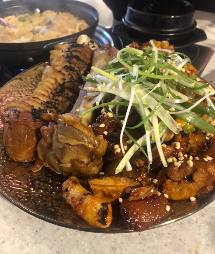 오로지족발 이미지