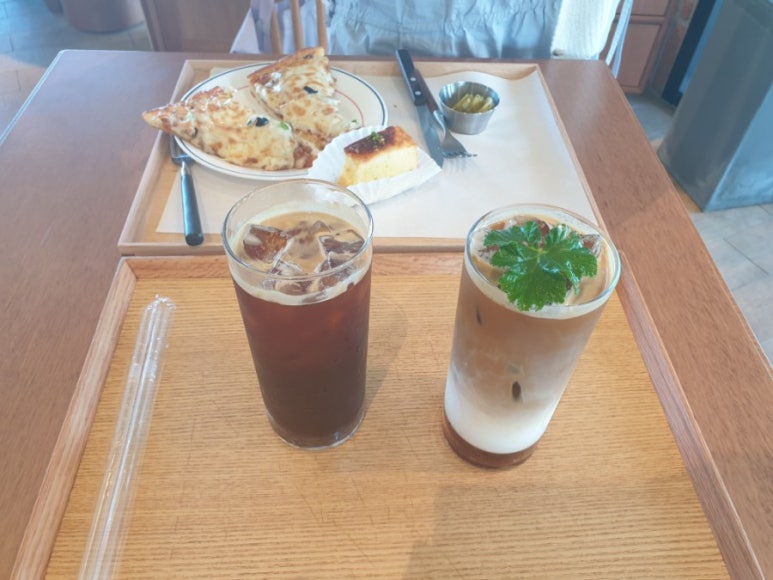 빵꿉는마을 이미지