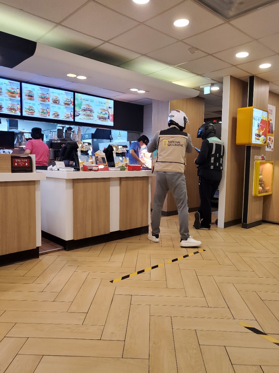 롯데리아롯데마트마산 이미지