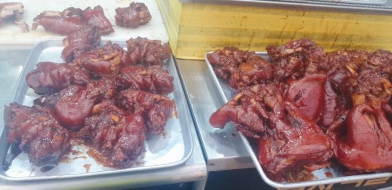 칠자족발 이미지