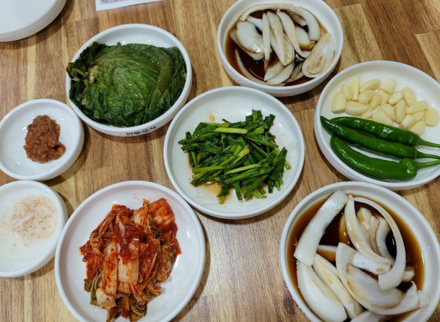 통큰 부추 칼국수 이미지