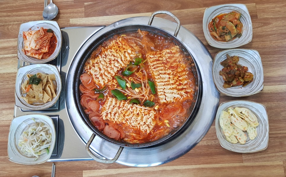 저팔계감자탕 이미지