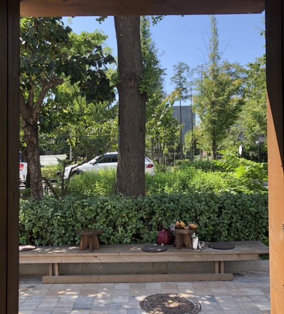 땡스살롱 이미지